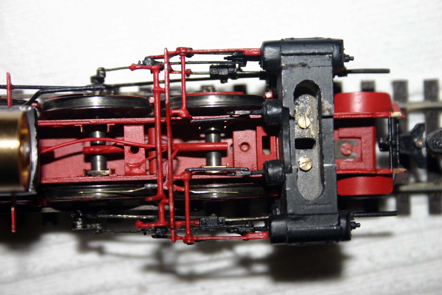 High close up view of the valvegear and compensation fitted to the BR19 model